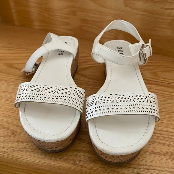 Guess Heels - Picture 3 of 4